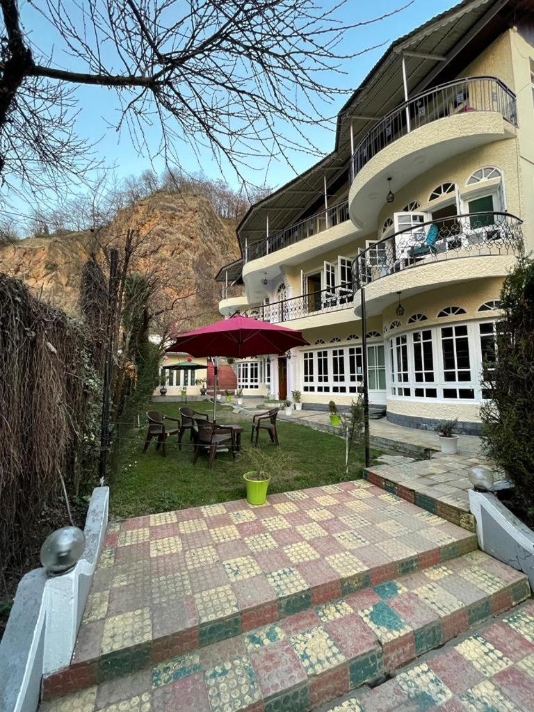 Heritage Rose Inn Srinagar  Exterior photo